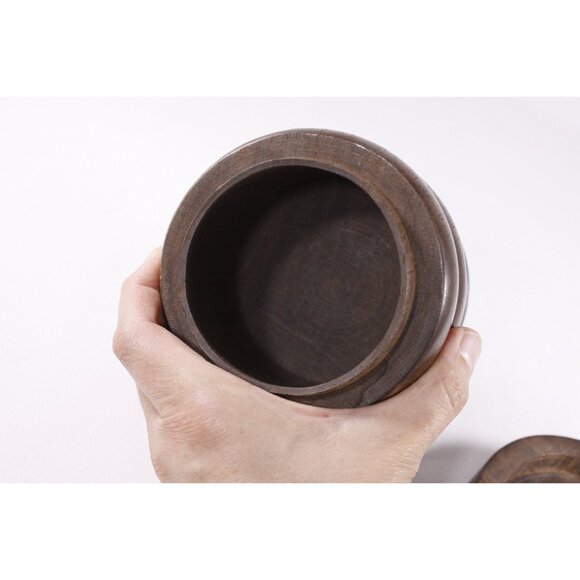 Vintage turned wooden box, heavy weight checkers storage case, gaming piece - Picture 5 of 7